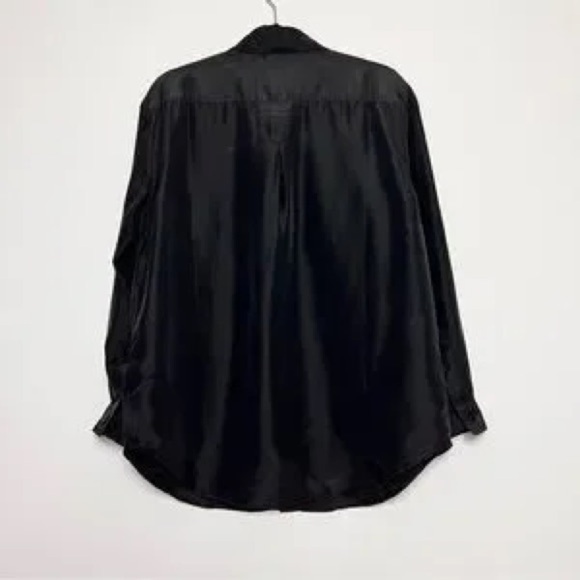 NWOT Silence + Noise Black 100% Washable Silk Oversized Minimalist Blouse Sz M - Picture 3 of 5